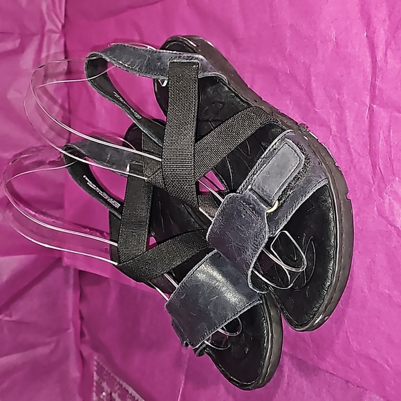 BORN Black Leather & Elastic Ankle Strap + Adj. Velcro toe strap Size 7M VGUC - Picture 5 of 12